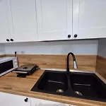 Aurora Apartment Qerret